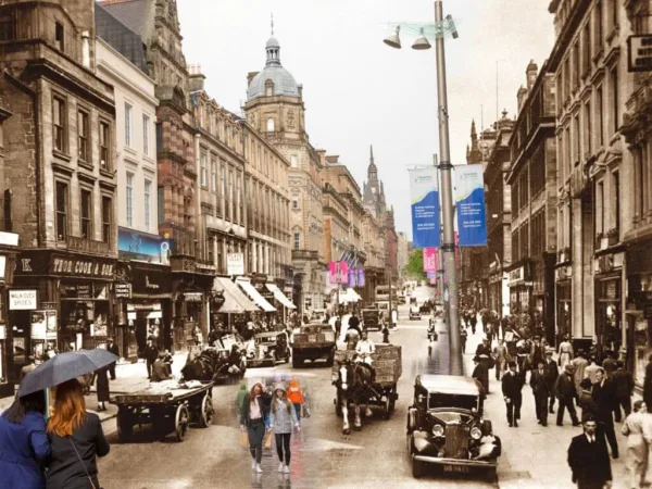 Working animals at Buchanan Street, Glasgow