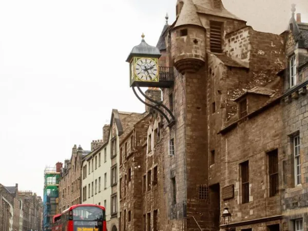 Working animals at Canongate Tolbooth, Edinburgh